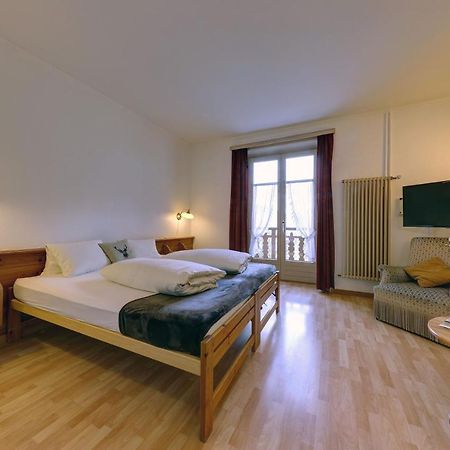 Hotel Schweizerhof Sta Maria Santa Maria Val Muestair Экстерьер фото