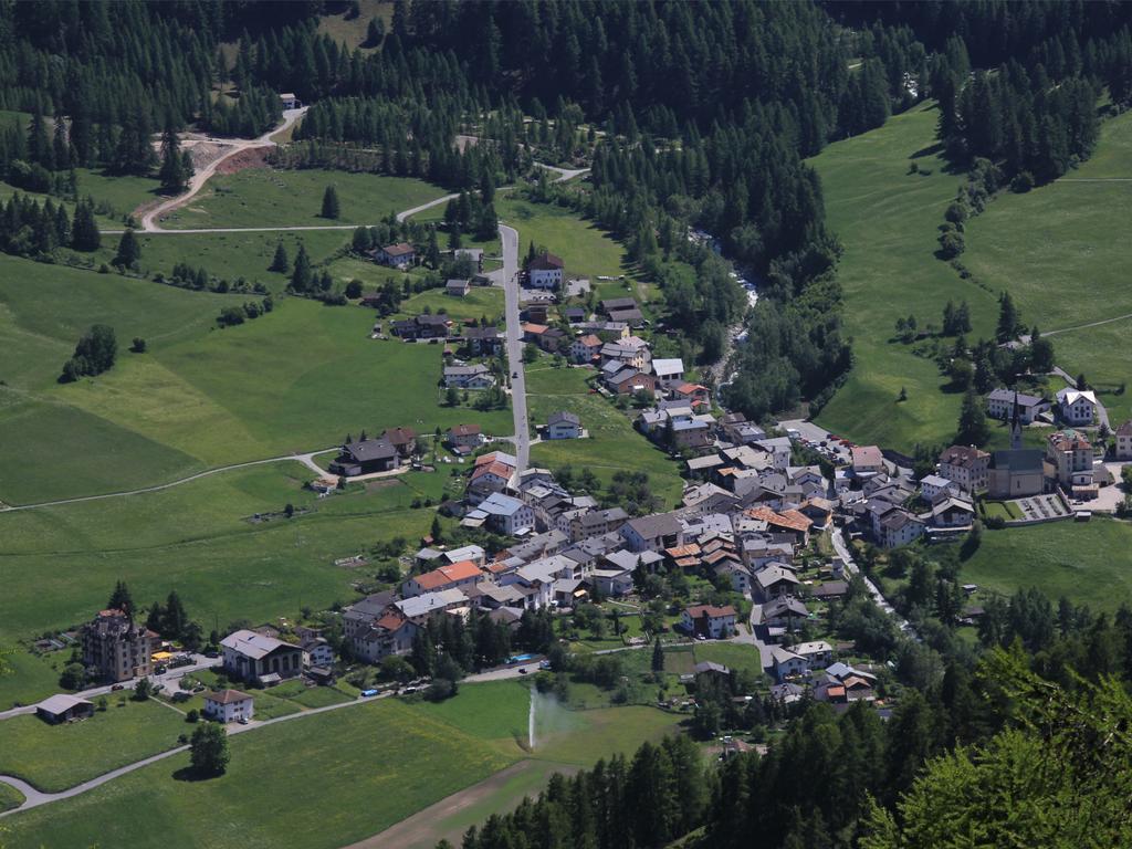Hotel Schweizerhof Sta Maria Санта-Мария-Валь-Мюстаир Экстерьер фото